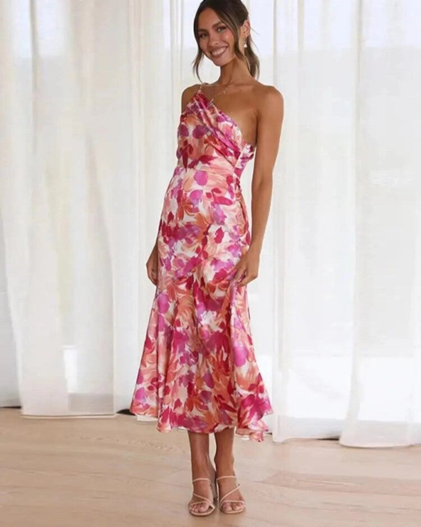 Emmy | Robe maxi asymétrique avec motif floral