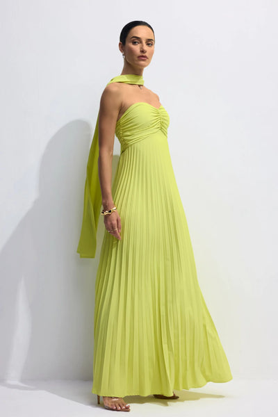Isavelle – Robe Longue Plissée Sans Bretelles